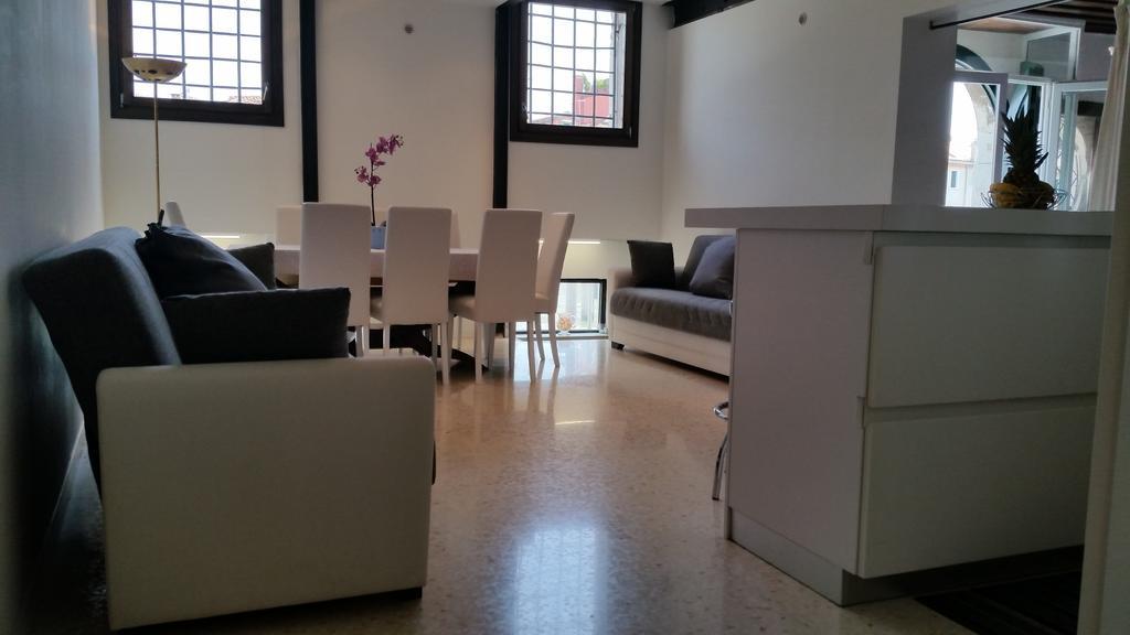 Elisabeth Waterfront Apartment Venice Ngoại thất bức ảnh